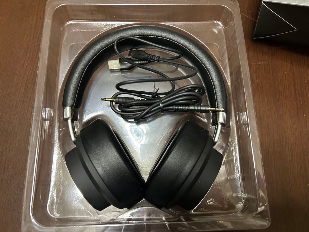 ヘブンバーンズレッド ワイヤレスヘッドホン AOW03 茅森ルカ ヘブバン