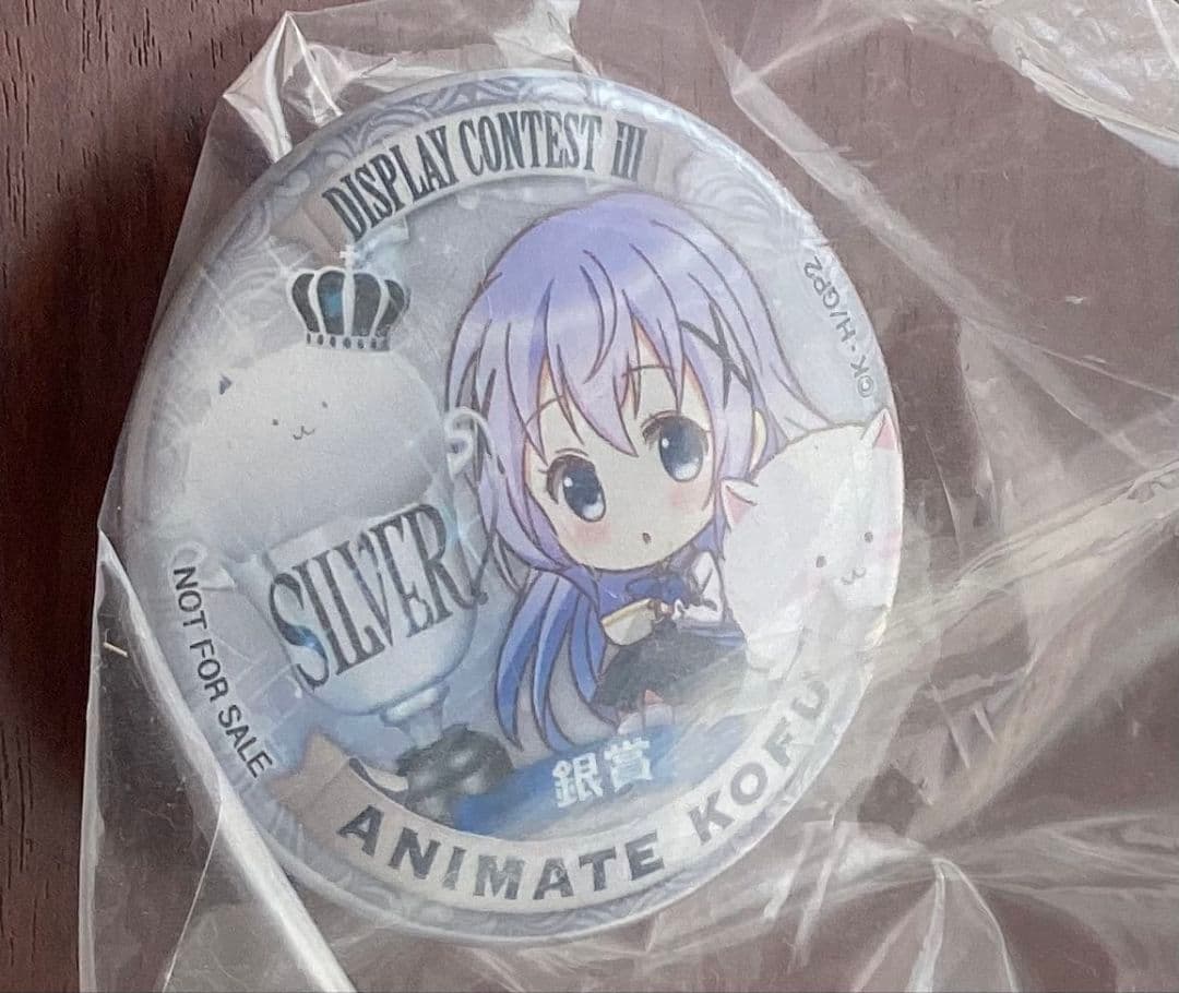 ご注文はうさぎですか ごちうさ チノ 缶バッジ 缶バッチ ディスプレイコンテスト フィギュアメーカーGift - ご注文はうさぎですか？ ハート缶バッジ