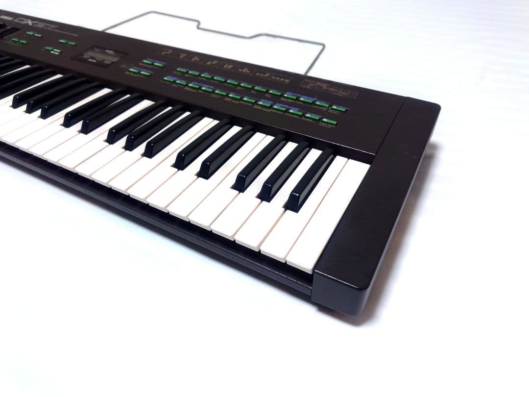 YAMAHA DX27 FM音源 61鍵 ヤマハ シンセ 80年代 出音難あり - メルカリ
