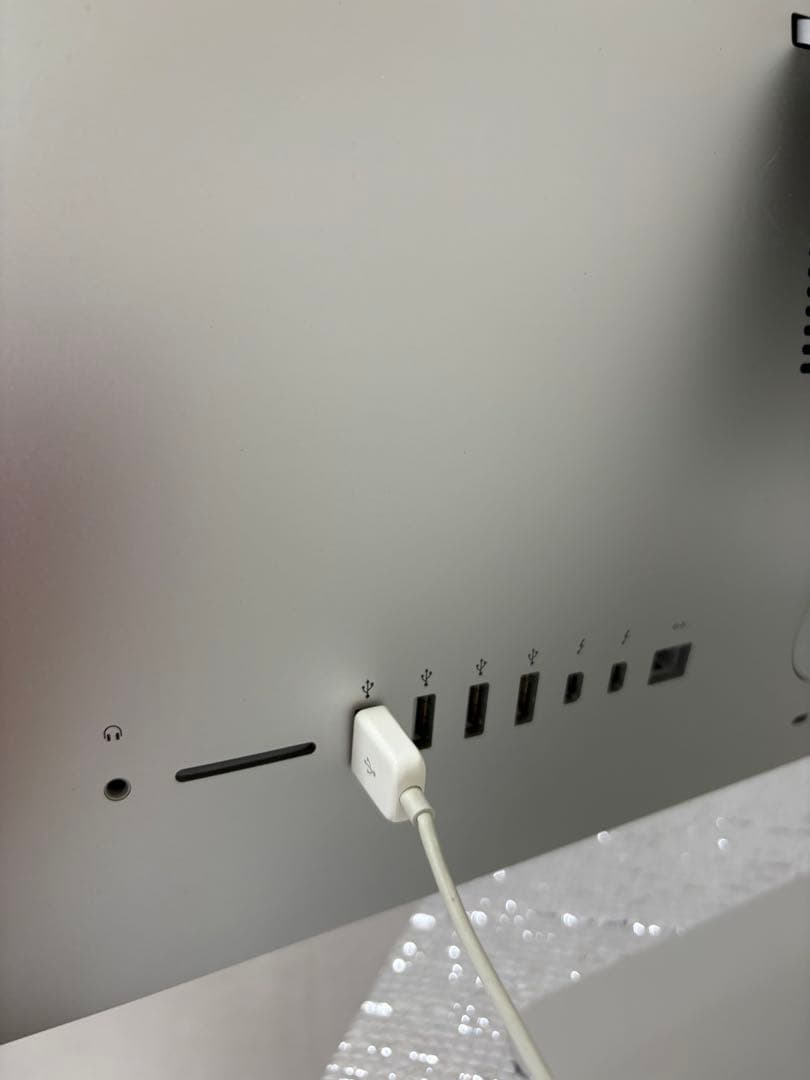 iMac 21.5インチ Late2015 16GB 1TB 2.8GHz