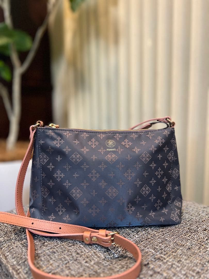 【Zuumin】russet ショルダーバッグ ラシット(russet) バッグショルダーバッグ ショルダーバッグ | 通販