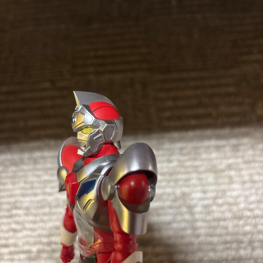 も*ゃ様 S.H.Figuarts(真骨彫製法)グリッドマン　フィギュアーツ