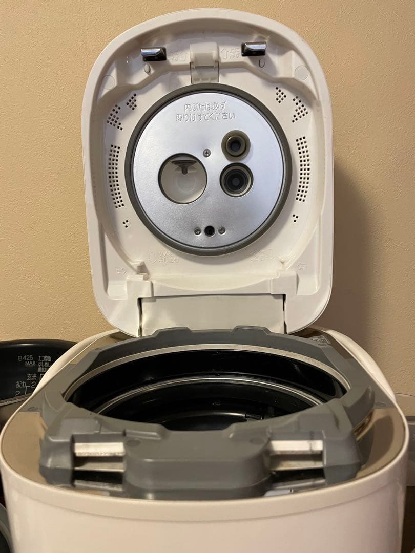 ヤスさま専用】象印 ZOJIRUSHI NP-QA06-WZ 圧力IH 3.5 - メルカリ