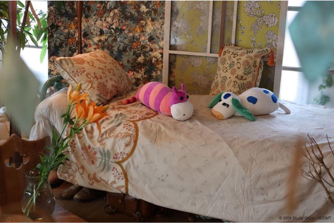 新品 ハウルの動く城 枕・掛け布団カバーセット - メルカリ