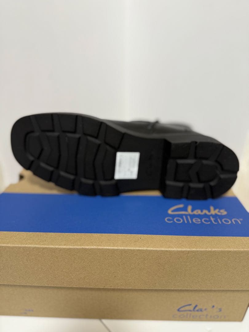 値下 新品 未使用 Clarks ブラック サイドゴアブーツ 24.5cm