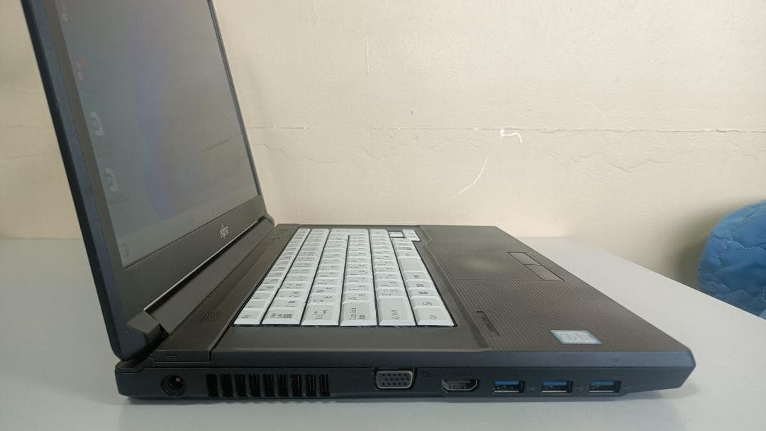 美品ノートパソコンFUJITSU第八世代Corei5 SSD256Gメモリ16G - メルカリ