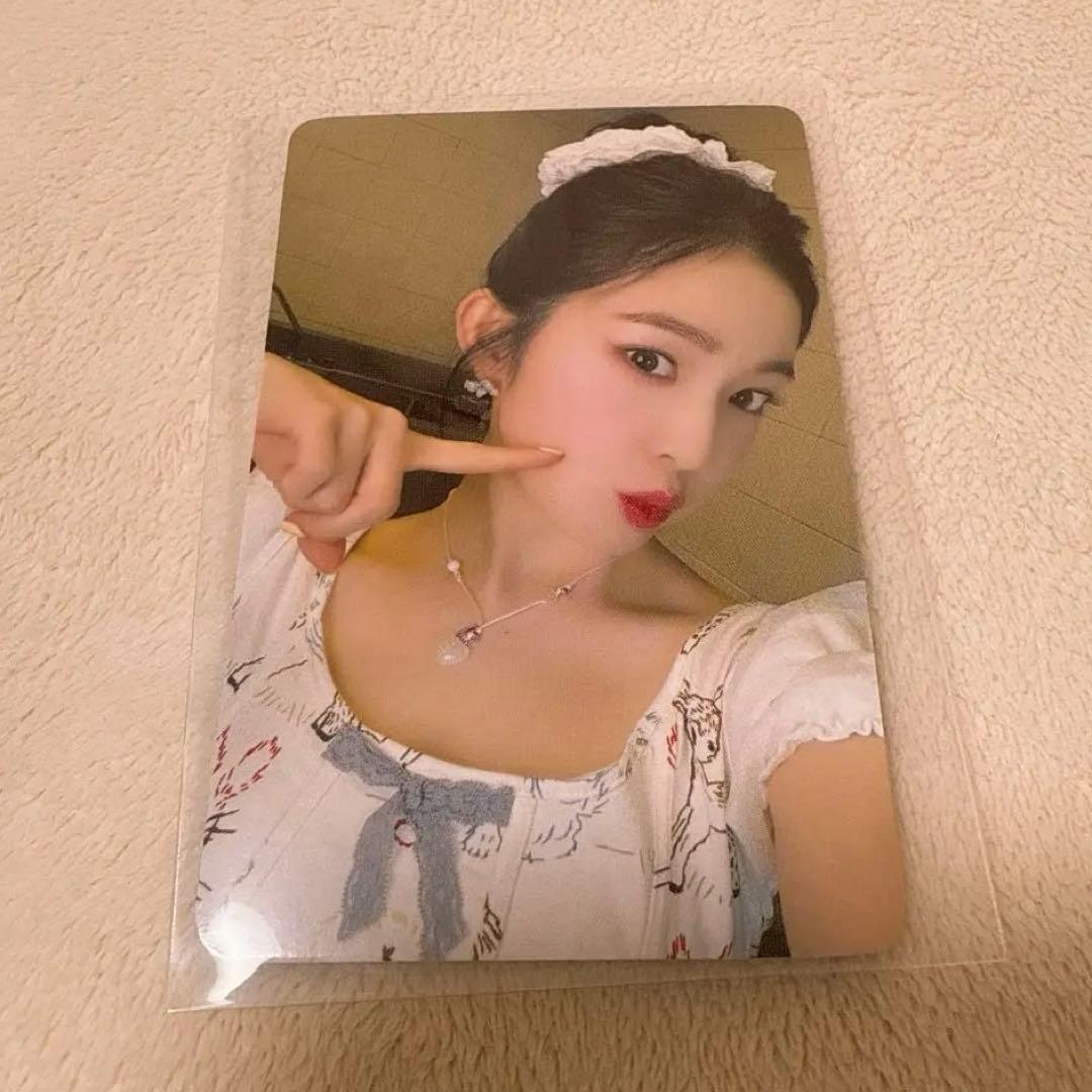 smtown 2025 6000円　トレカ　red velvet アイリーン SMTOWN 2025 トレカ アイリーン red velvet レドベル - メルカリ