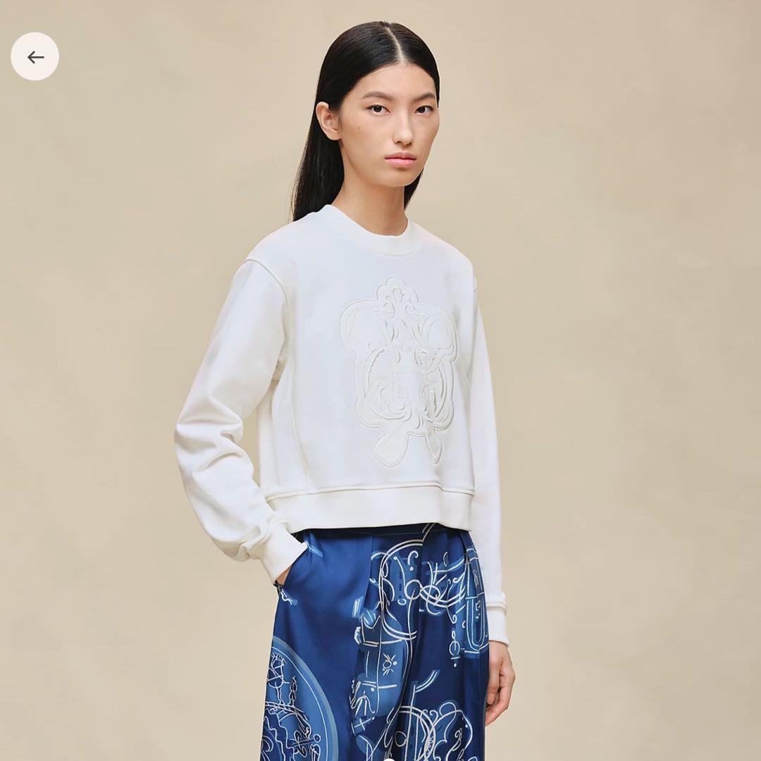 エルメス HERMES タック スウェット トレーナー 白 ホワイト 刺繍 今期 HERMES - 未使用 23aw HERMES エルメス フィギュール・アーティ
