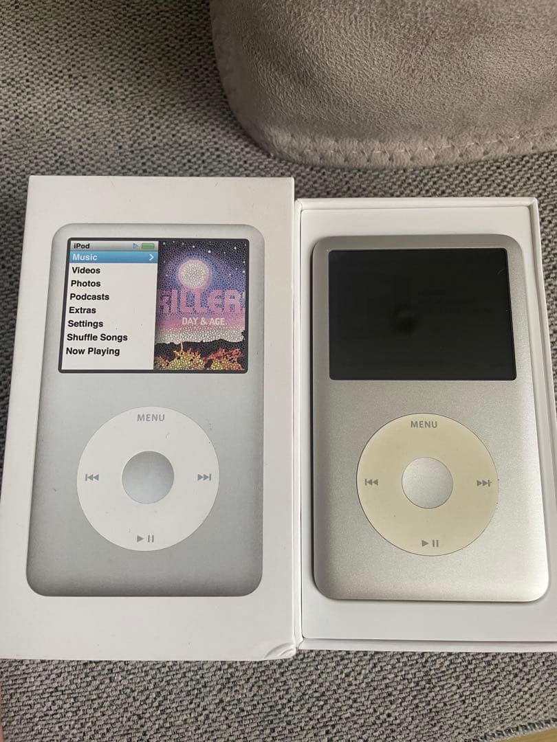 美品！！iPod Classic シルバー 160GB - メルカリ