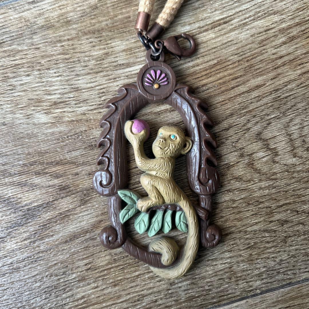 ディズニーランド ジャングルクルーズ お守り 3点 - メルカリ