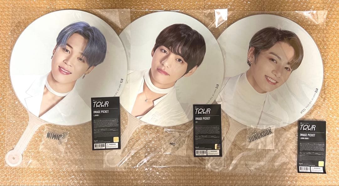 BTS プレミアムフォト うちわ 2024