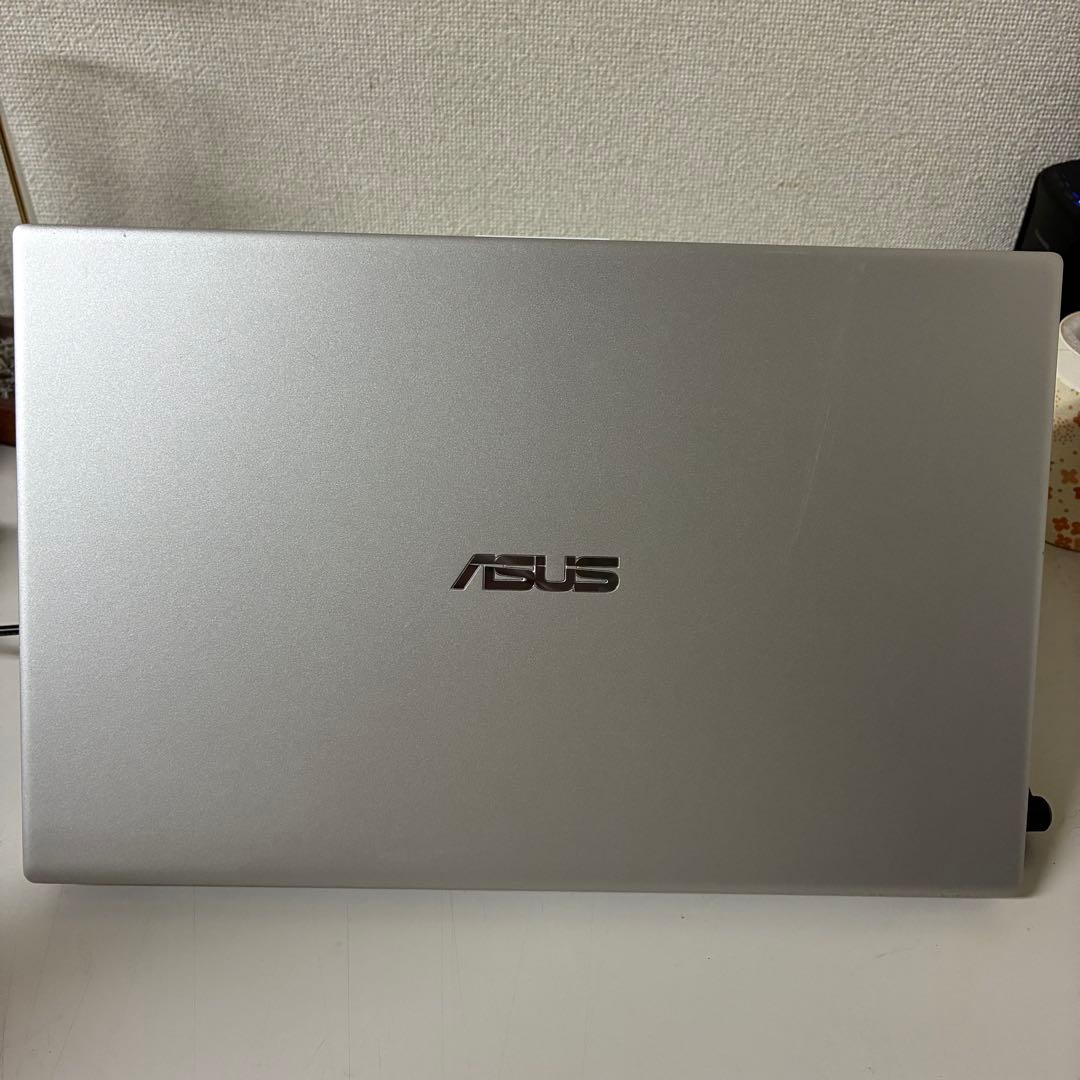 五*悟様 R*a様 ASUS VivoBook S13 X330UA ノートパソ - メルカリ