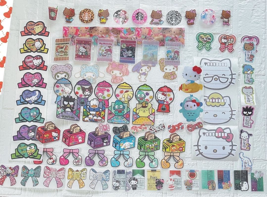 サンリオおすそ分けファイルWファイル＆リボンフリフリ♡増量限定1