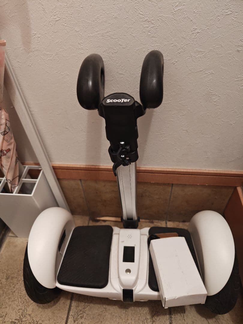 電動バランスボード ホワイト 楽天市場】ミニセグウェイ バランススクーター 旋回バー式 白 ホワイト