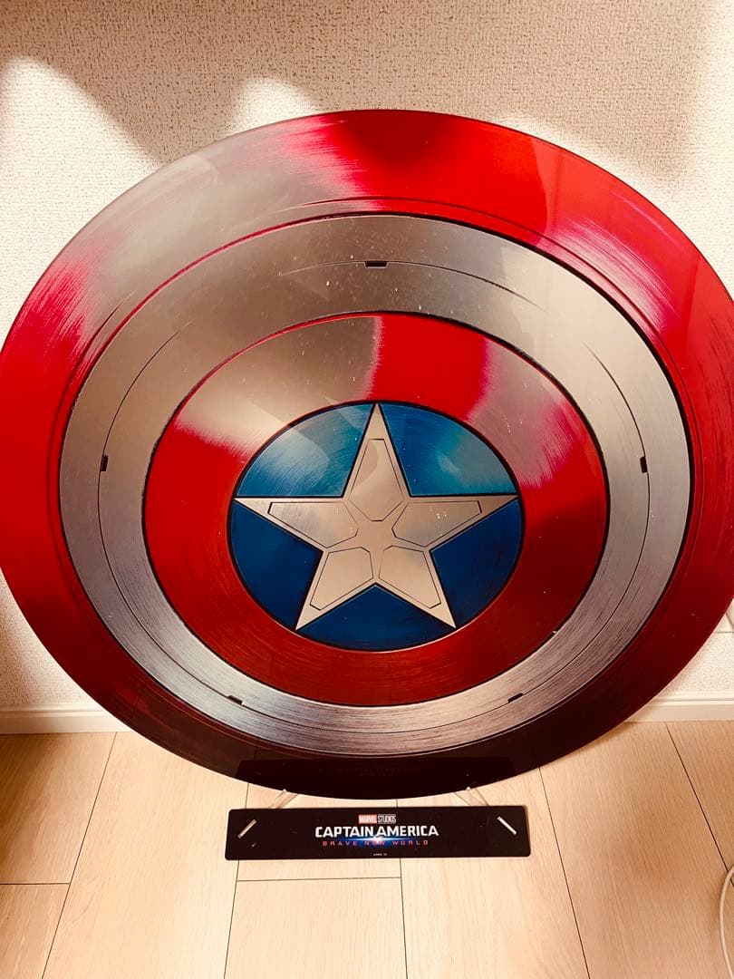 ハッピーくじ キャプテンアメリカLAST賞 BIGメタリックアクリル