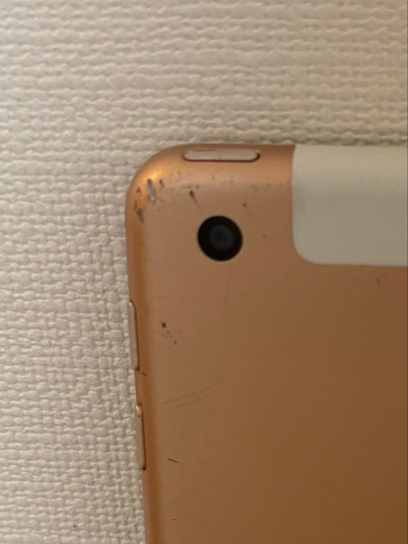 ジャンク品 激安 ローズ ゴールド iPad6 32GB 本体 ひび割れあり