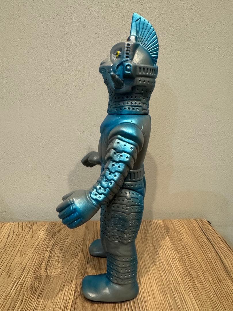 ブルマァク復刻版怪獣シリーズ ウインダム グレー成型&ブルー