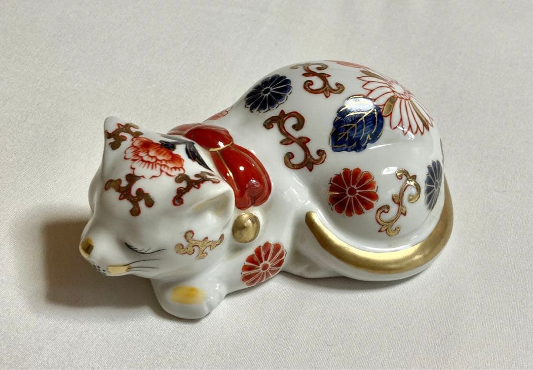 縁起物 伊万里焼 招き猫 眠り猫 陶器 置物 美品 レトロ - メルカリ