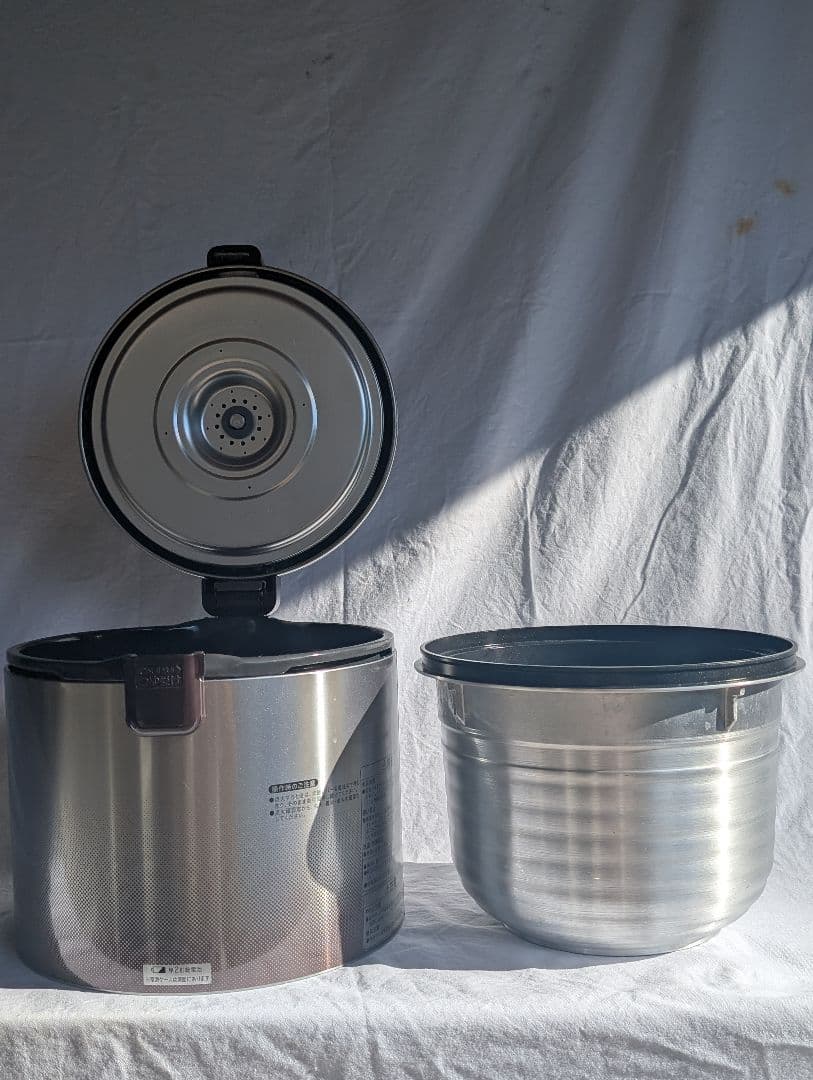 リンナイガス炊飯器 （10合炊き）LPガス用