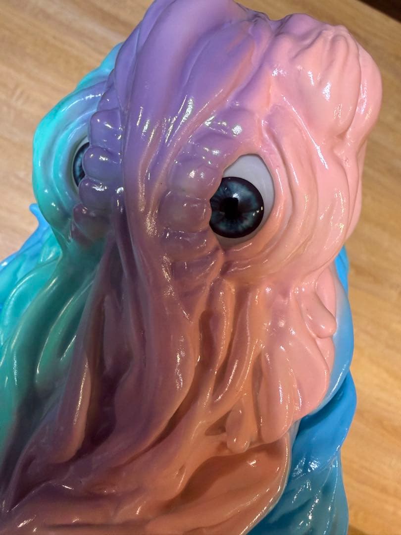 ヘドラ 成長期 フィギュア AMC 陶磁器カラー 限定100体 - メルカリ