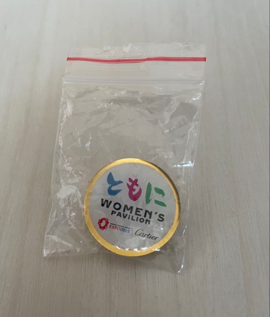 激レア非売品】大阪関西万博ウーマンズパビリオン x Cartierピンバッジ