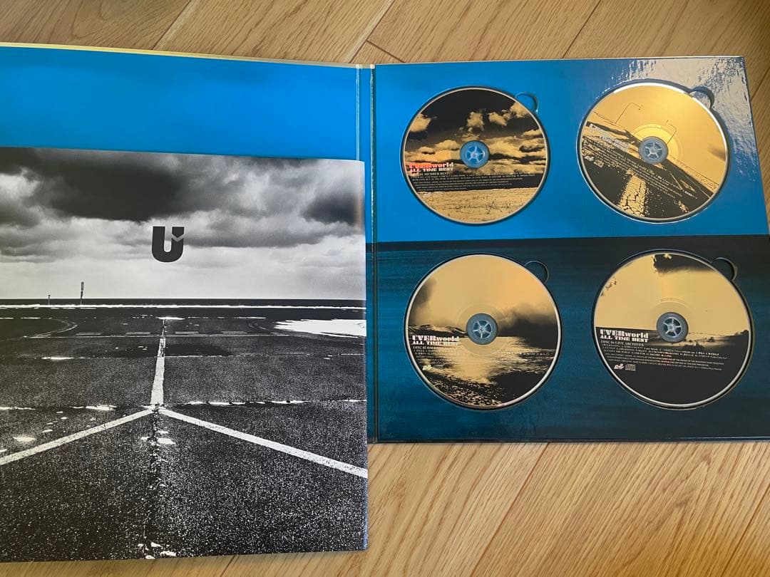 UVERworld / ALL TIME BEST / 完全生産限定盤4CD - メルカリ