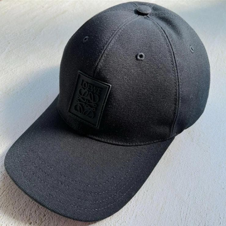 LOEWE ブラック キャンパス パッチキャップ ロゴ刺繍 2025SS· - メルカリ