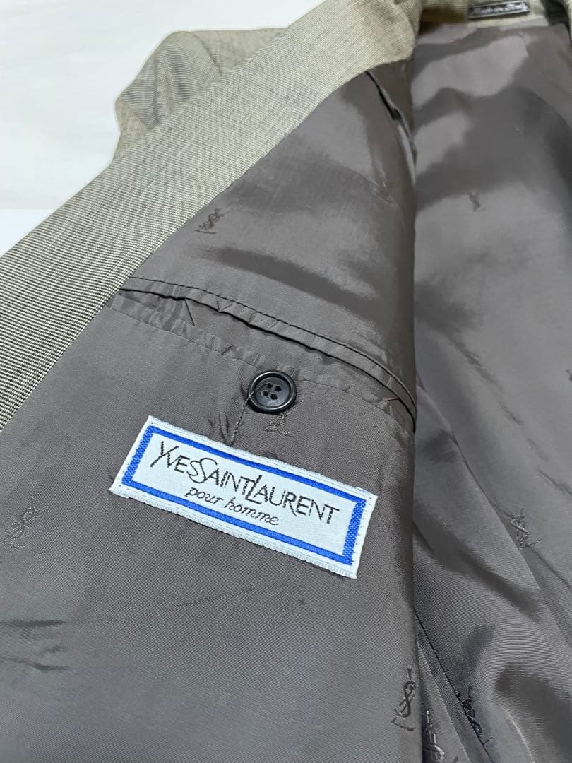 美品イブサンローランダブルブレスト グレー チェック柄 スーツ - メルカリ