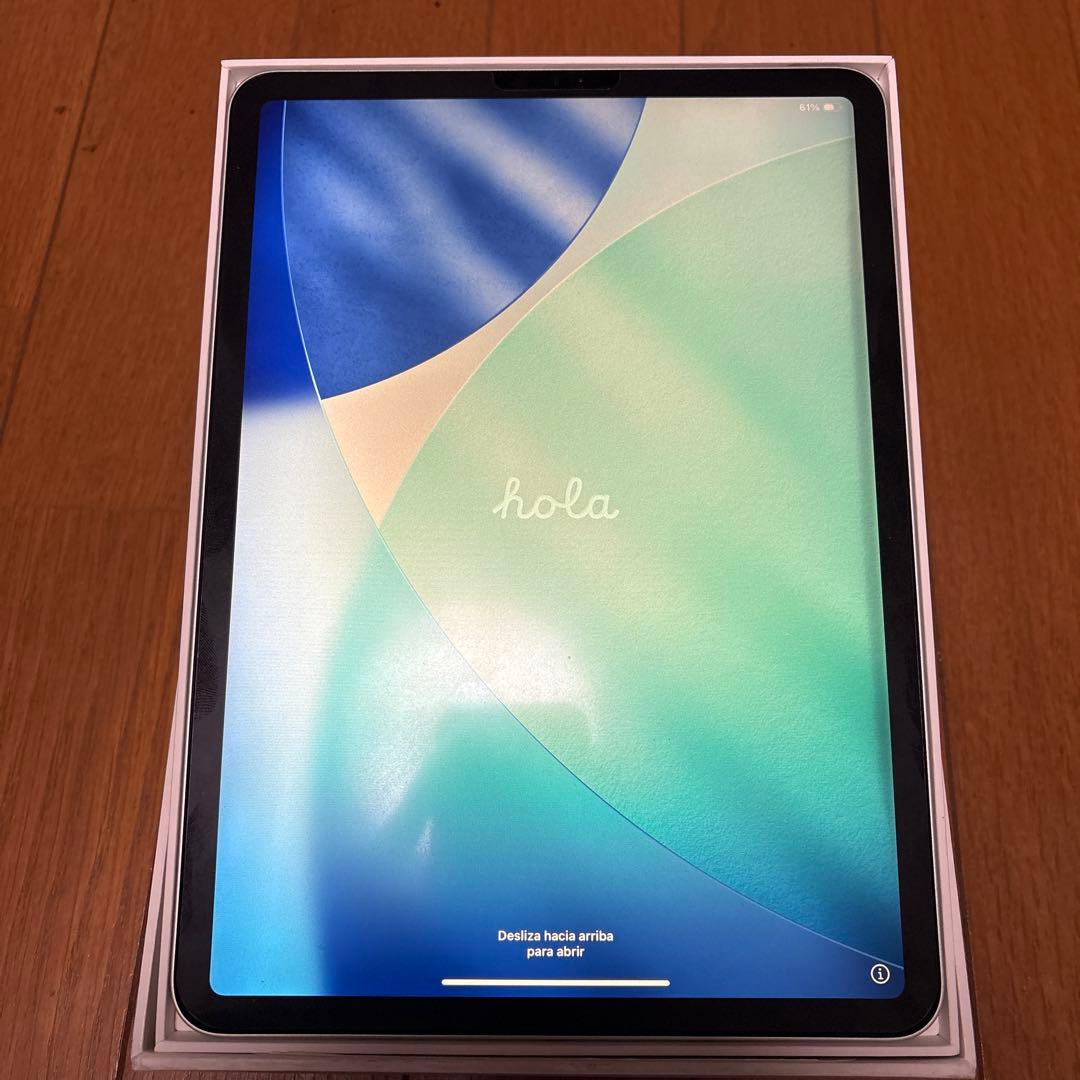 iPad Pro シルバー 本体 おまけ付き - メルカリ