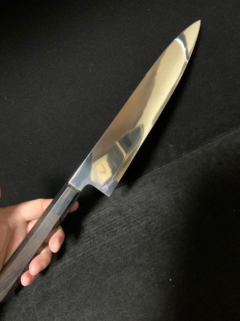 包丁 和牛刀 ハ寸 三枚打ち 鏡面研磨 切味抜群 箱付 未使用 - メルカリ