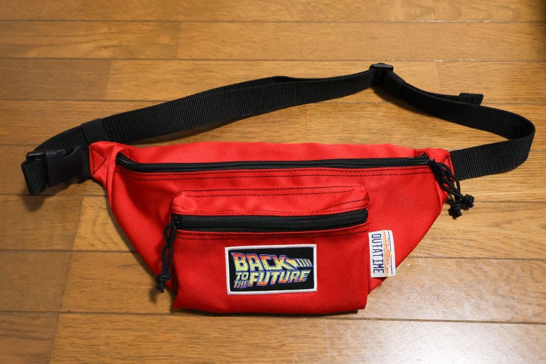 niko and コラボ バックトゥザフューチャー ボディバッグ レッド