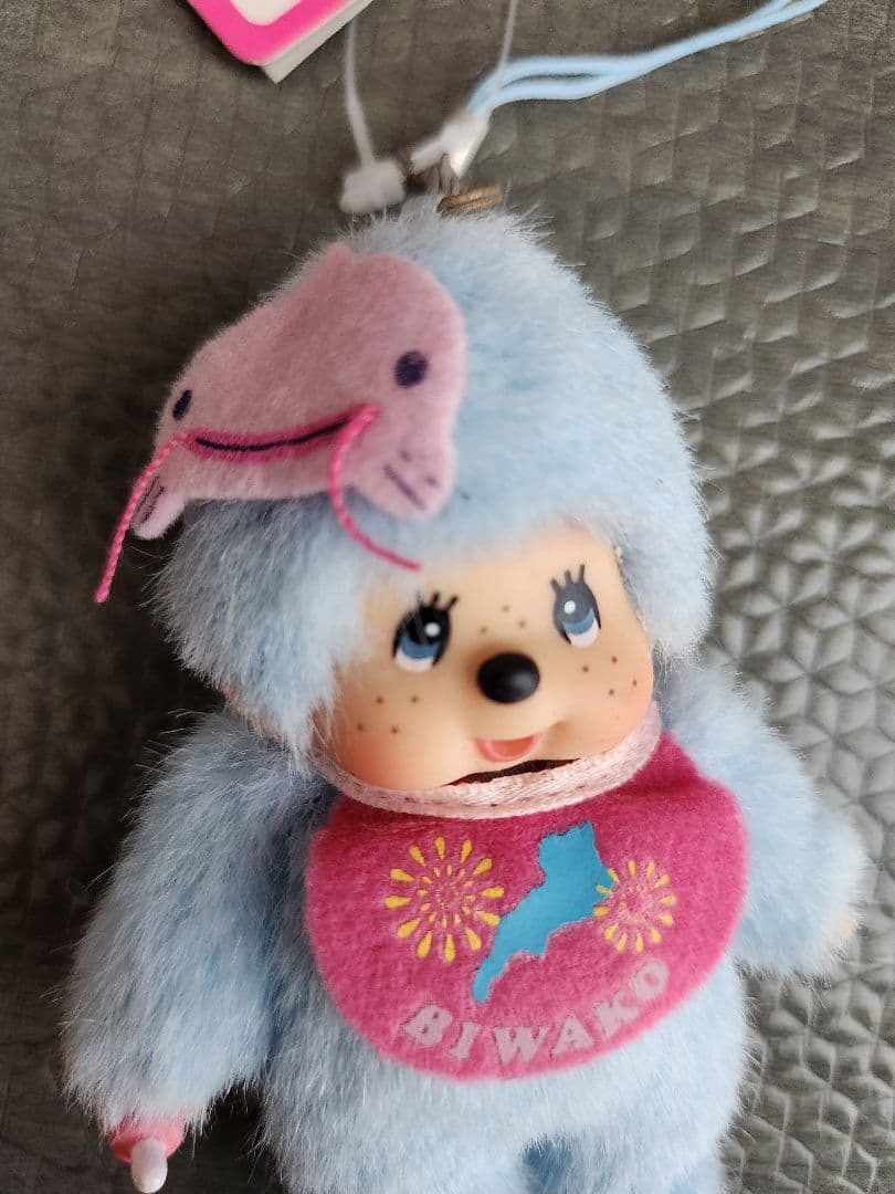ご当地モンチッチ 滋賀限定 水色 ぬいぐるみストラップ - メルカリ