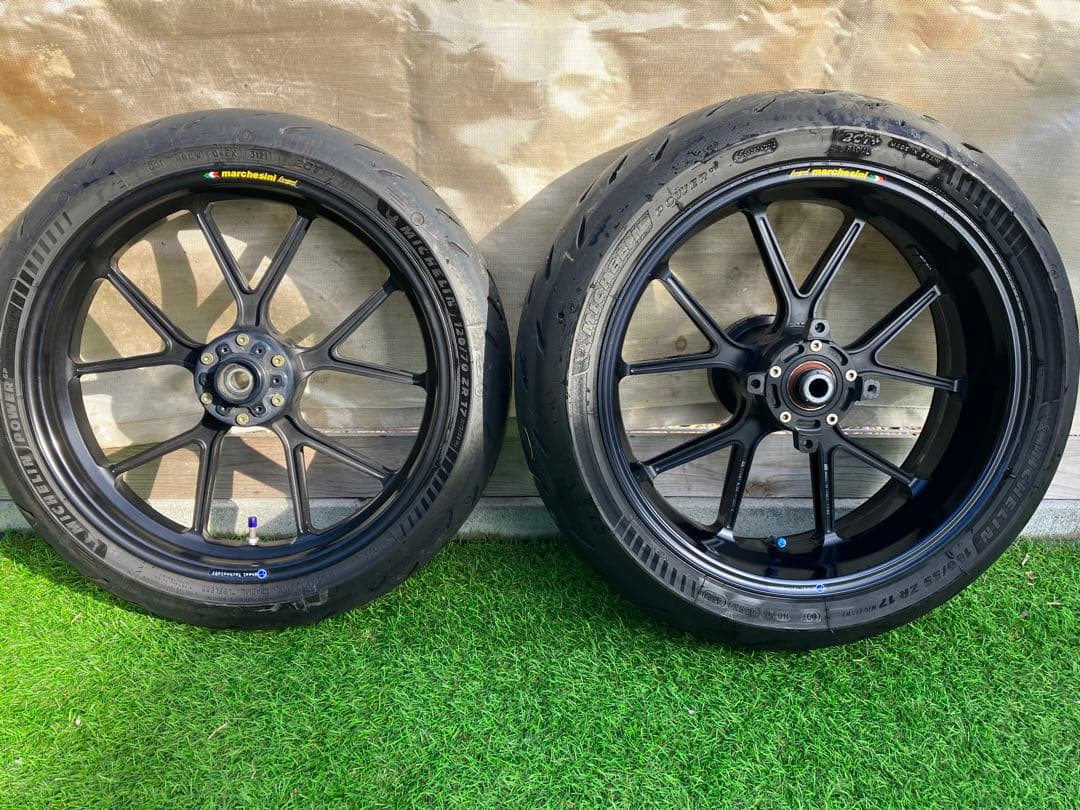 マルケジーニ(MARCHESINI)鍛造アルミホイールM10 VTR1000F - メルカリ