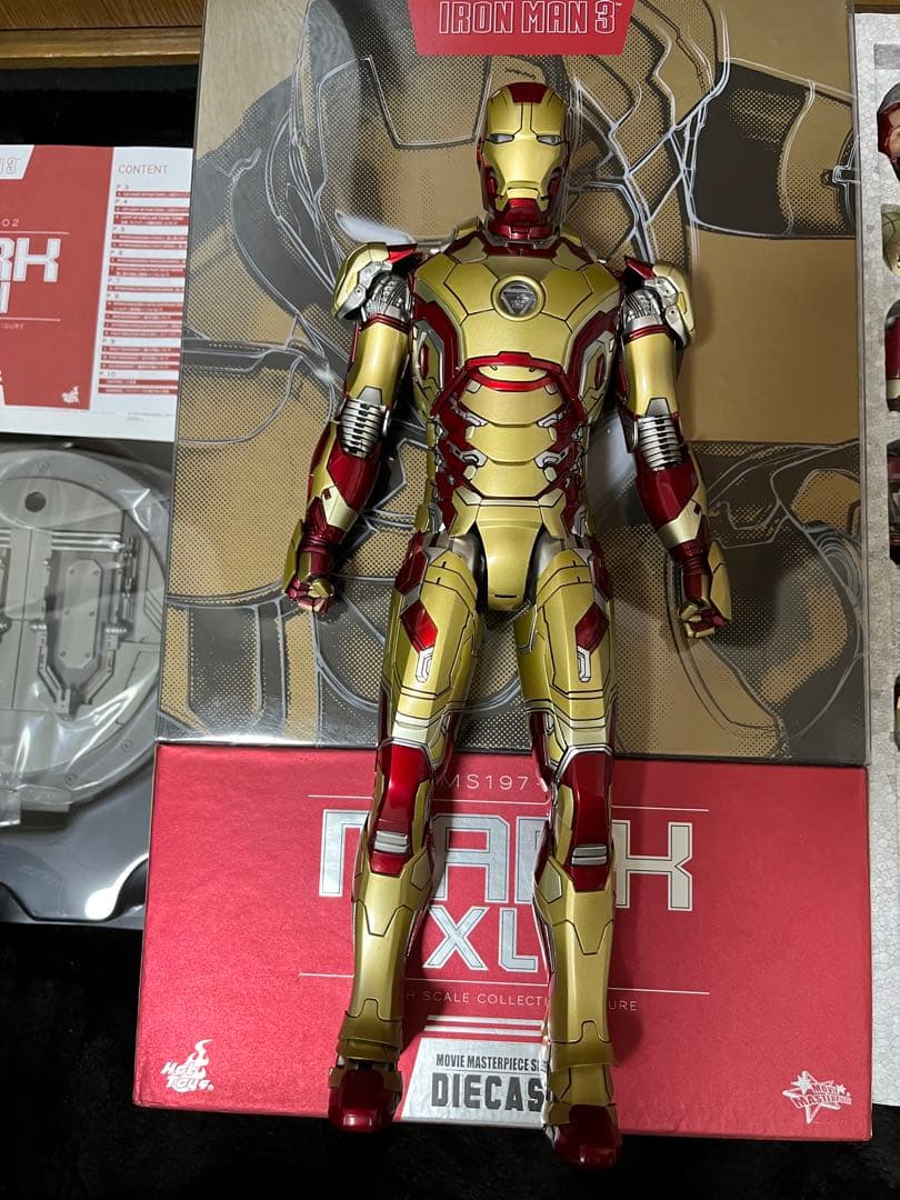 ホットトイズ アイアンマン マーク42 キャプテンアメリカ ブラック