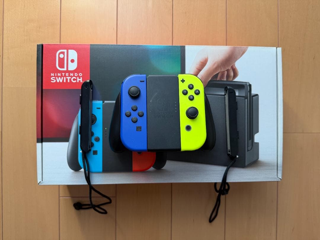 めぐみるく様専用】任天堂Switch1 本体＋増設Joy-Con2個 - Nintendo