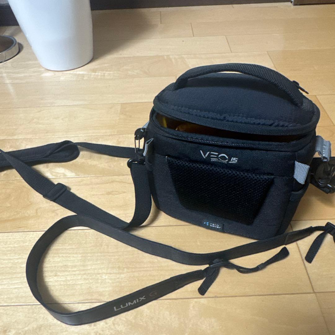 LUMIX DC-G100V＋LUMIX 42.5mm f1.7単焦点レンズ