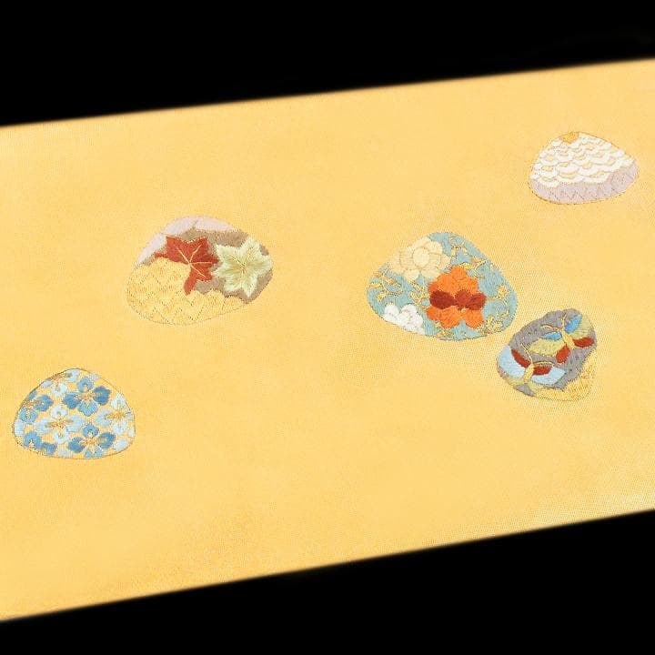 上品に華やぐ【蘇州刺繍】 大人気モチーフ【貝合わせ】 袋帯と同格の