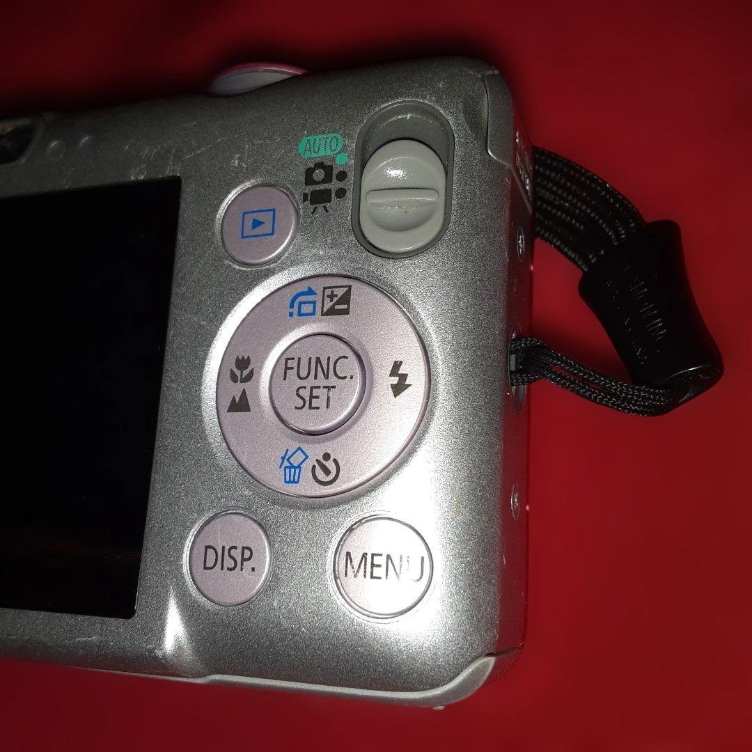 IXY DIGITAL 110is AiAF 10.0MEGA PIXELS本体