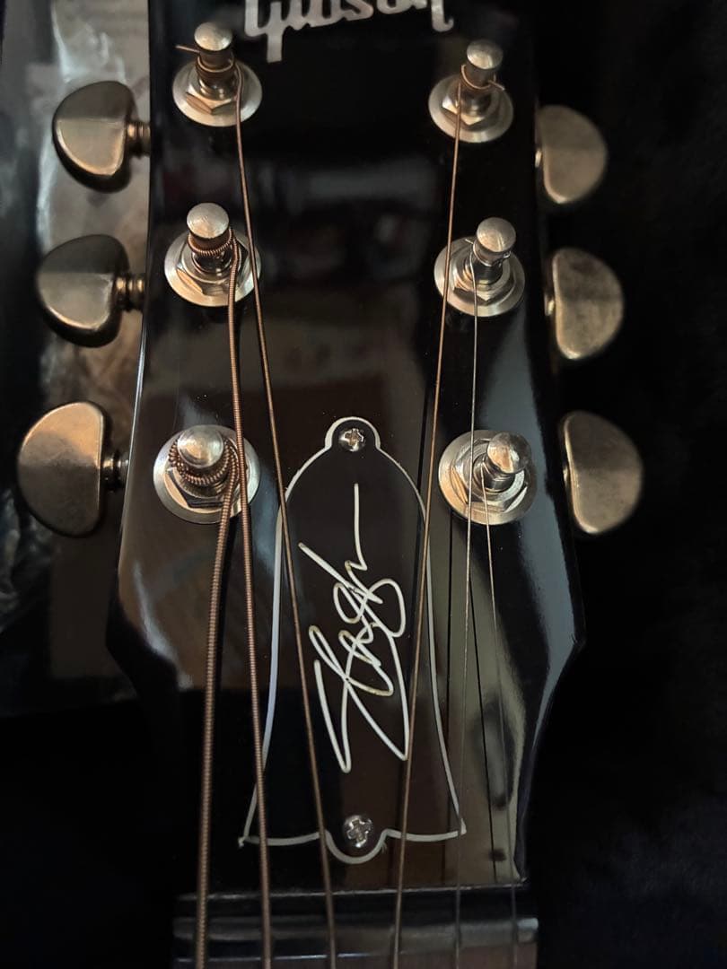 Gibson J-45 SLASH Vermilion Burst - メルカリ