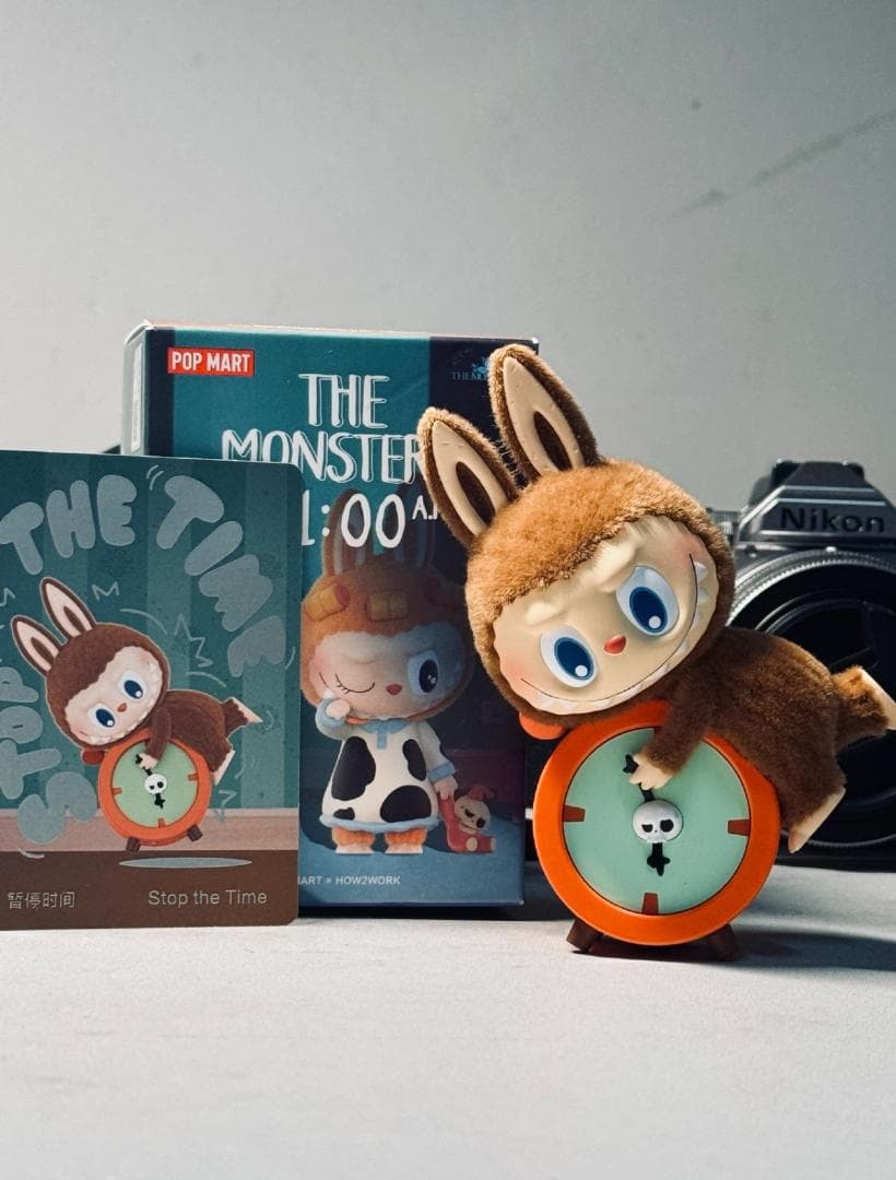 シークレット』POPMART 1:00 A.M. ラブブ フィギュア - メルカリ