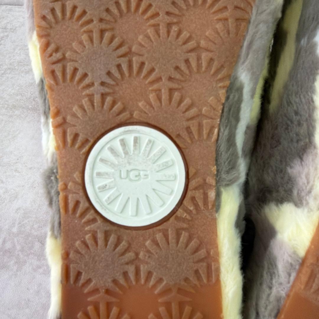 ⭐️未使用⭐️UGG アグ フラッフイヤー スライド サンダル 25cm