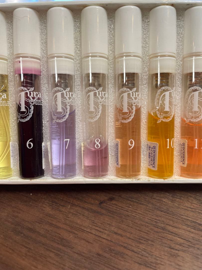 オーラソーマ】ポマンダー（15本） & クイントエッセンス（15本）セット