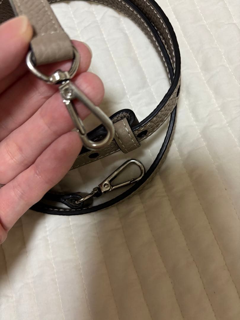 ボナベンチュラ スマホショルダーストラップ しいちゃんコラボ - メルカリ