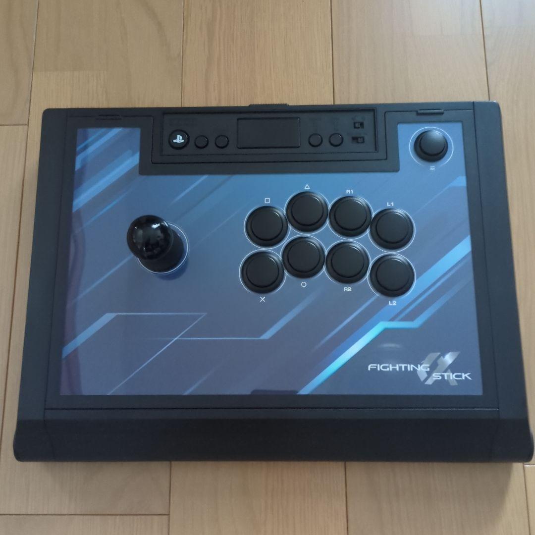 HORI　アケコン　ファイティングスティックα for PS5 PS4 PC 株式会社 HORI | ファイティングスティックα for PlayStation®5