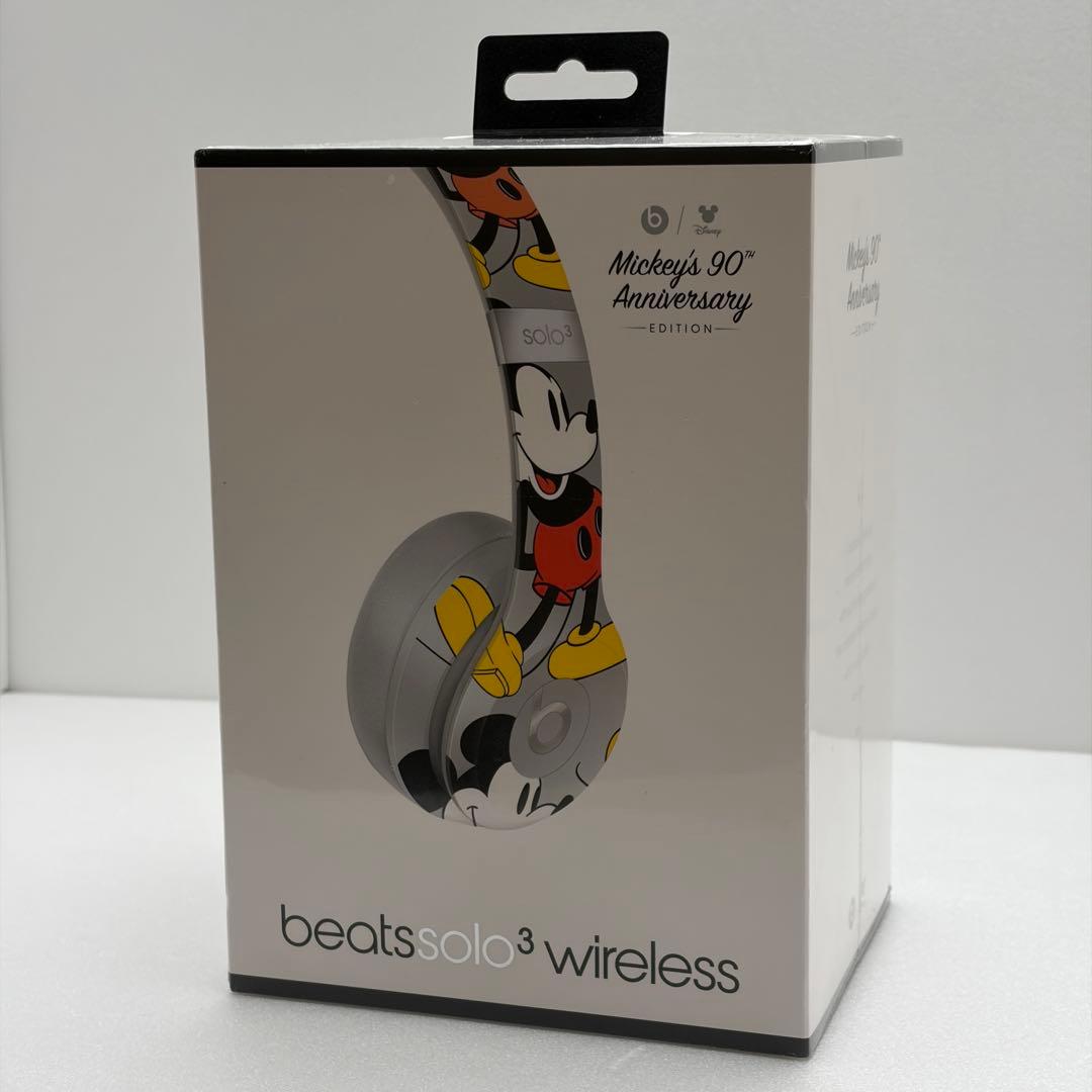 beats solo3 wireless ミッキー90周年記念版 Amazon.com: Beats Solo3 Wireless Headphones - Mickeys 90th