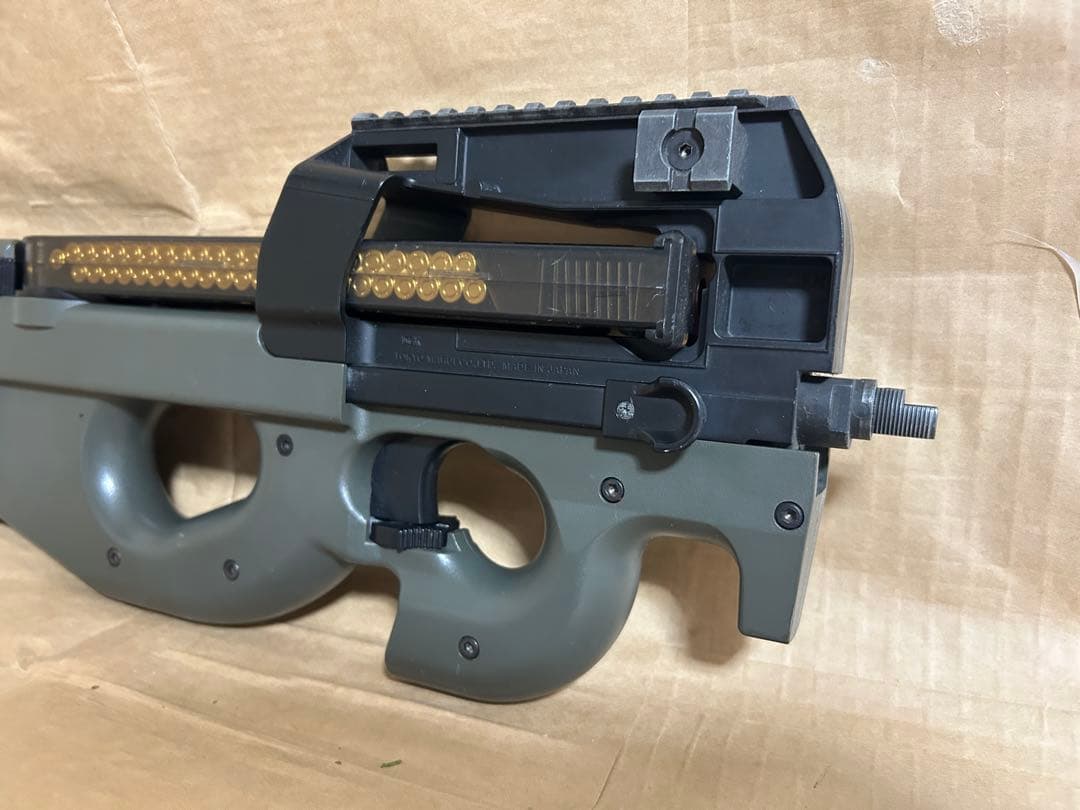 ジャンク品】P90 電動ガン グレー サブマシンガン