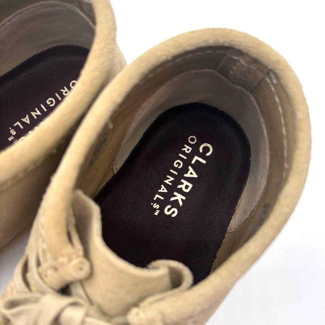 ✨新品✨クラークス　ワラビー　スエード　ベージュ　27.5cm　替え紐　箱付き