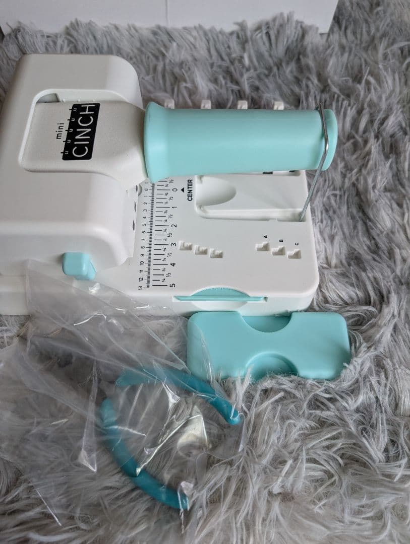 新品】We R Memory Keepers ミニシンチ 製本機 - メルカリ