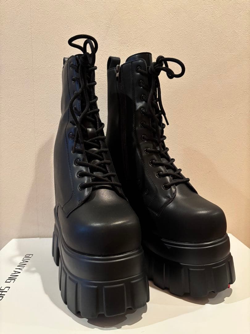 淘宝網(タオバオ)22cm厚底ブーツ コスプレ - メルカリ