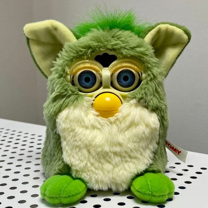 初代ファービー 緑色 グリーン 日本語版 動作不良 - メルカリ